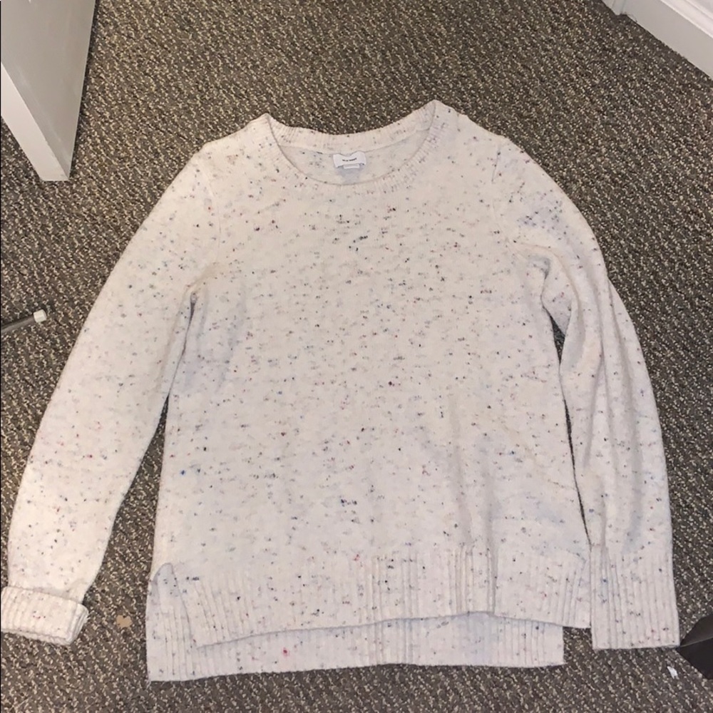 Old navy sweater